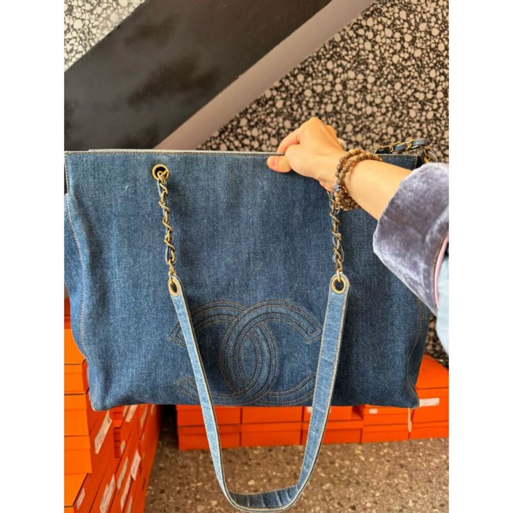 Chanel Women Pre-Loved Bag Very Good Condition